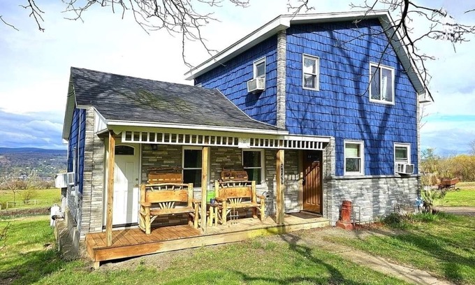 Montour Falls Other | Newly Renovated Farm House with Lake View