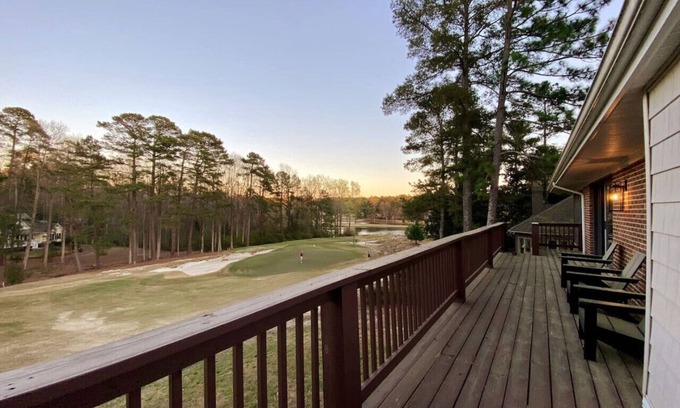 Pinehurst Apartment | Newly Renovated, Modern, Luxurious - 7 beds