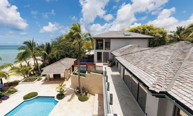 Westwind House | Newly Renovated Notos Cove Villa Property