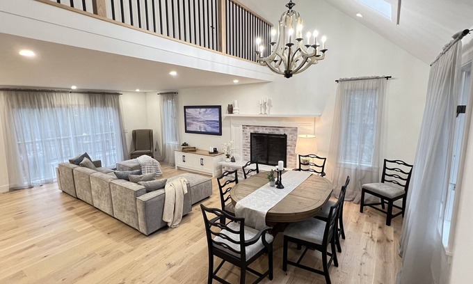 East Dennis House | Newly Renovated Oasis just 1.4 Miles from the Ocean.