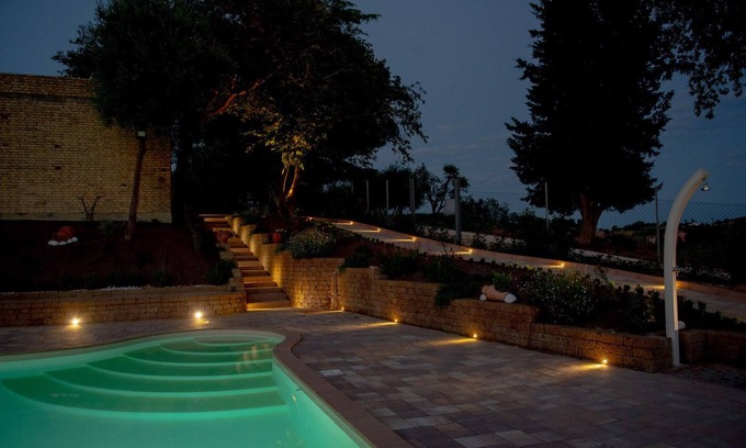 Corridonia House | Newly restored country house with private pool and fabulous mountain views