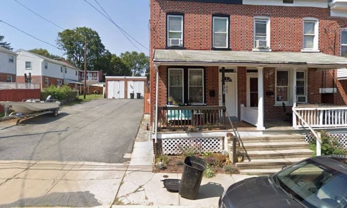 Bausman House | 🎆 Newly Updated Charm ⭐ Backyard & Grill 🎆