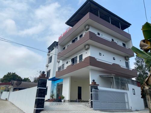 Tan Son Hotel | Nhà Nghỉ Hương Trà Minh Đài