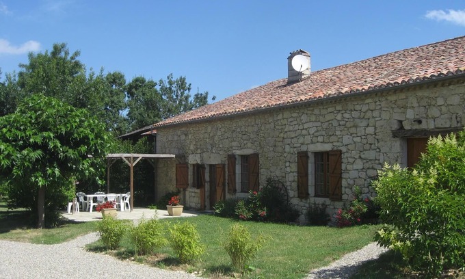 Plieux Cottage | Nice 5-seater gite with swimming pool in Plieux (Gers, Gascogne)
