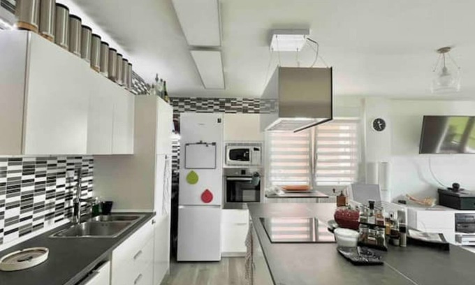 Laredo Apartment | Nice and cozy with Alexa