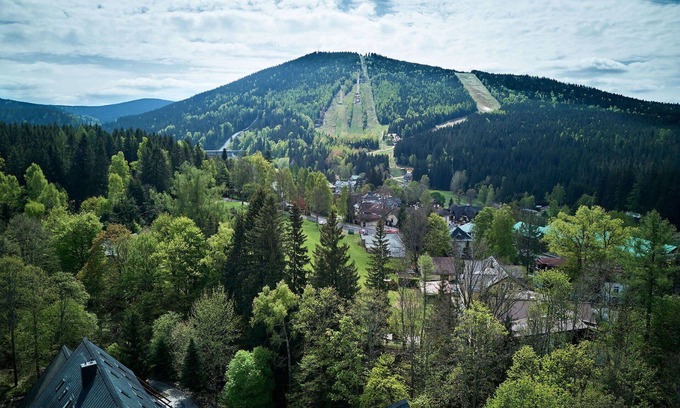 Harrachov Apartment | Nice apartment for 4 guests with WIFI, TV and terrace