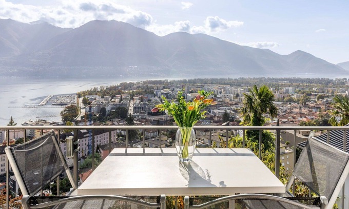 Muralto Apartment | Nice apartment for 4 guests with WIFI and terrace