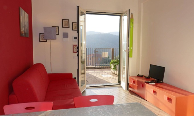 Torrazza Apartment | Nice apartment for 4 guests with WIFI, pool, A/C, TV, balcony and parking
