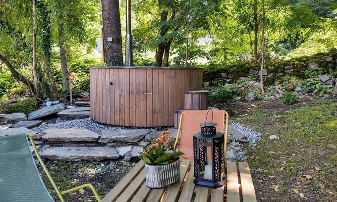 Dorio Apartment | Nice apartment for 5 people with hot tub, WIFI, patio and pets allowed