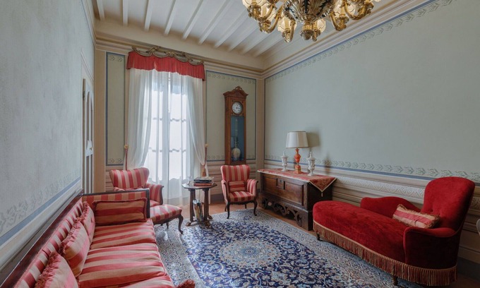 Cortona Old Town Apartment | Nice apartment for 6 people with WIFI, A/C, TV, balcony and panoramic view