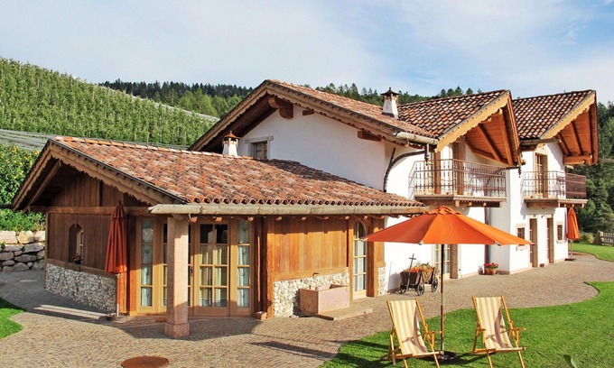 Coredo Apartment | Nice apartment for 8 people with WIFI, TV, terrace and pets allowed