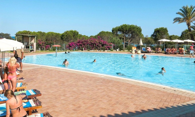 Villaputzu Apartment | Nice apartment for 2 people with WIFI, A/C, pool, TV, terrace and pets allowed