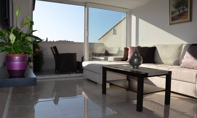 Brulo Apartment | Nice apartment in Porec