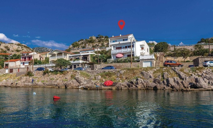 Sveti Juraj Apartment | Nice apartment in Sveti Juraj with WiFi