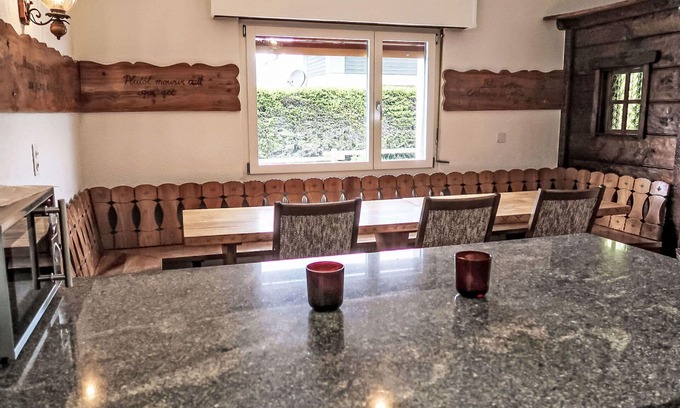 Mayens-de-Riddes House | Nice apartment in villa for 8 people with WIFI, balcony and panoramic view