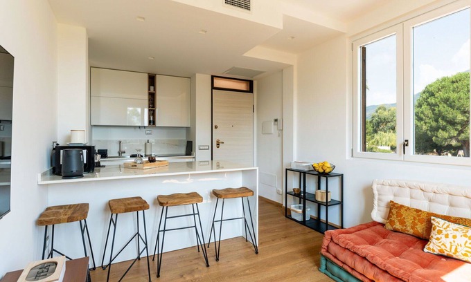 Cisano sul Neva Apartment | Nice apartment for 4 people with A/C