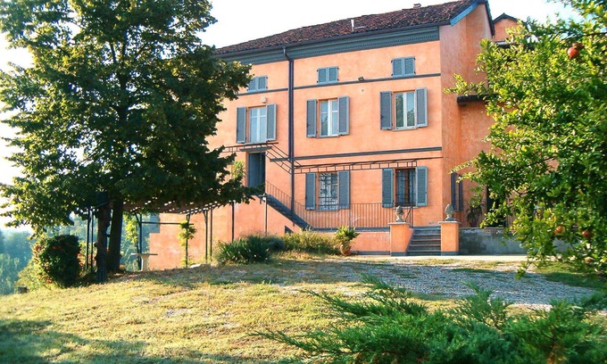 Rocca D'Arazzo Apartment | Nice apartment for 4 people with WIFI and terrace