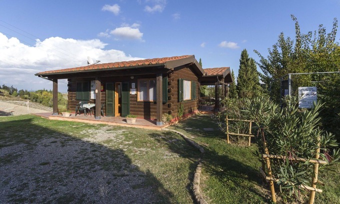 Sughera Apartment | Nice apartment with WIFI, A/C, pool, TV, terrace and panoramic view, close to San Gimignano