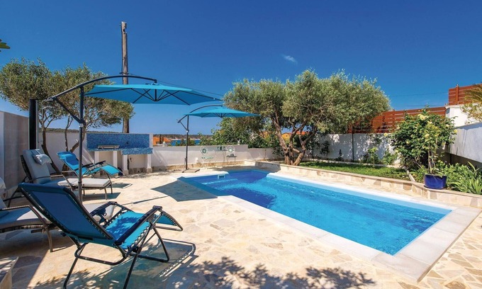 Barbat na Rabu House | Nice home in Barbat with house sea view