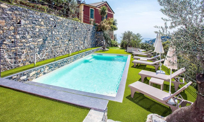 Recco House | Nice home in Recco with house sea view