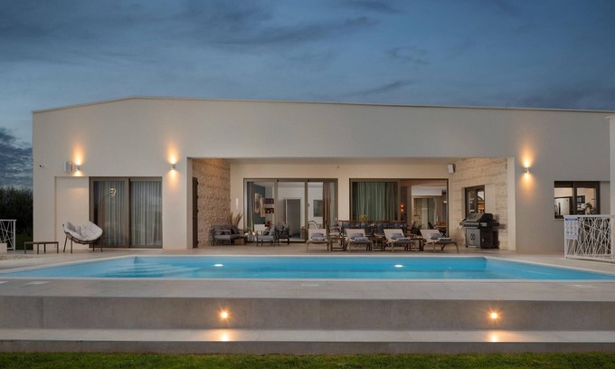 Zemunik Donji House | Nice home in Smokovic