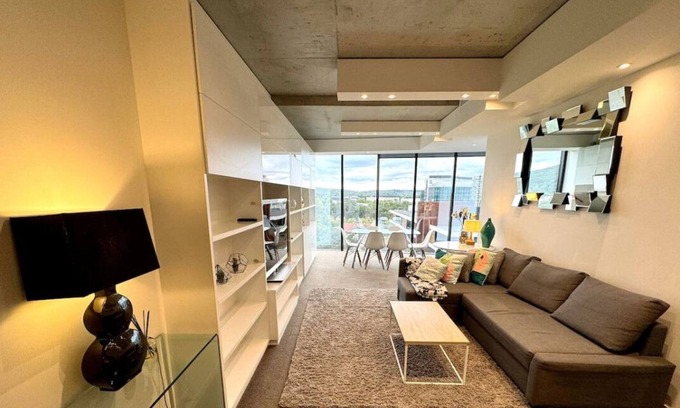 City West Apartment | Nice in New Acton - 2bd 2bth Apt