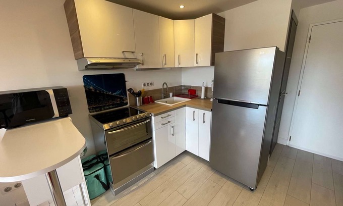 L'Evescat Apartment | Nice modern studio with large terrace of 8m², classified 3 stars