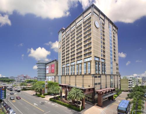 East District Hotel | Nice Prince Hotel