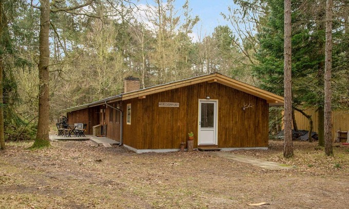 Store Fuglede House | Nice Summer House In The Middle Of The Forest
