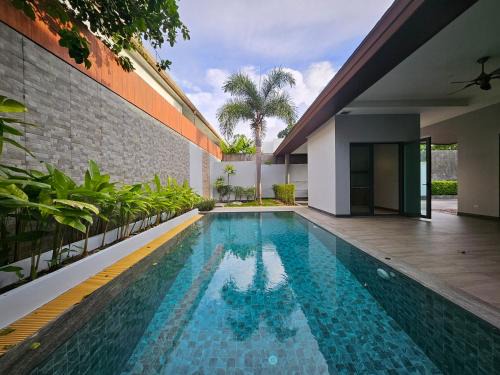 Choeng Thale Villa | Nicky Villa Luxury Private Haven in BangTao Laguna