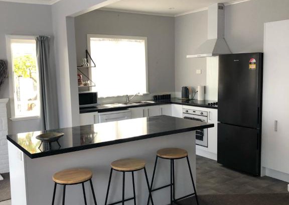 Matamata House | Nights on Broadway - THE HOUSE