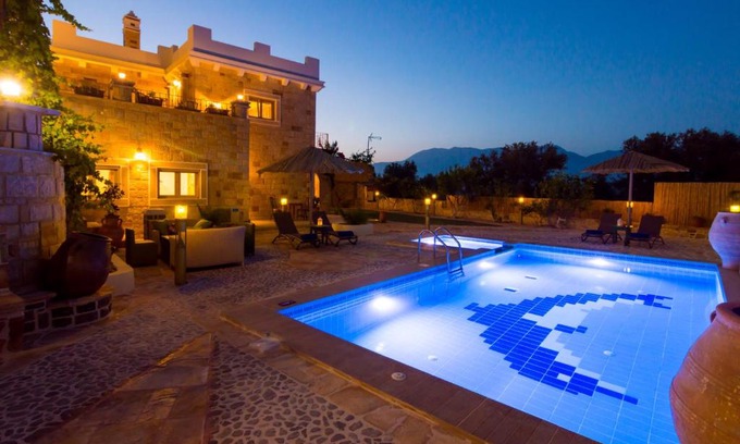 Kamilari Villa | Nikolas country villa-anesis family