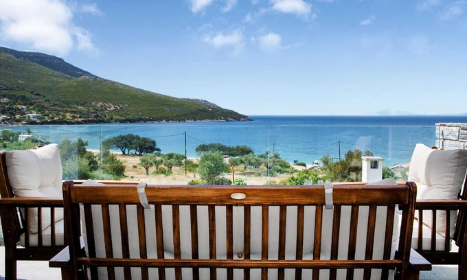 Nea Styra House | Nimporio Renidora Getaway - Private Seaview Oasis