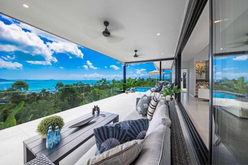 Whitsundays House | 'Nine Islands' Airlie Beach Luxury Holiday Home with ocean views