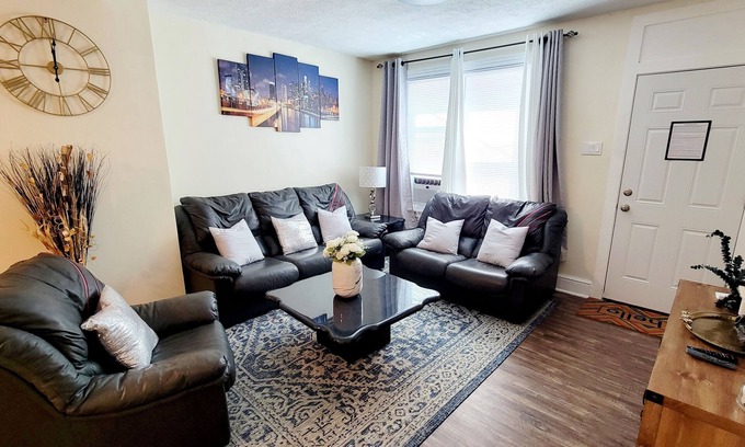 Reading House | Nini's Pad