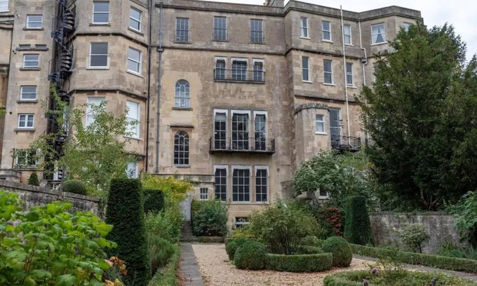 Upper Town Bed & Breakfast | No. 3