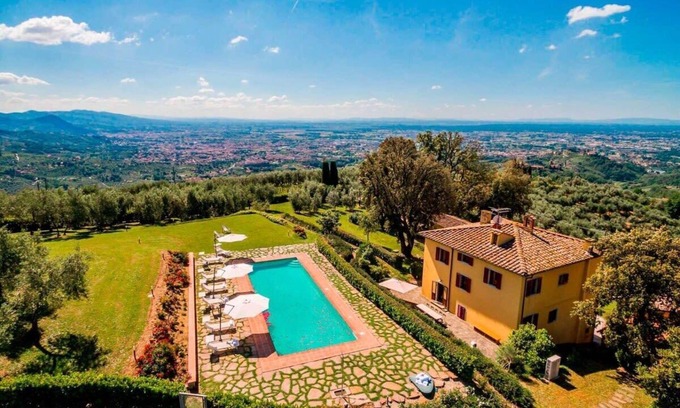 Massa Villa | Noble Stylish Villa With Green Pastures All Around.