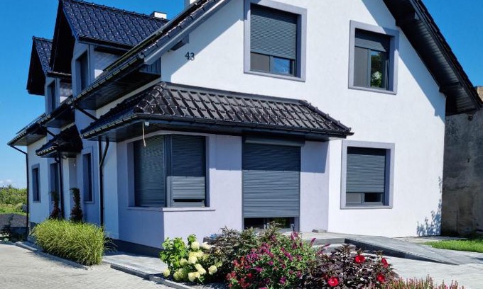 Lodz Voivodeship House | Noclegi 24/h Leszczynek