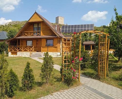 gmina Olsztyn House | NOCLEGI KAMEX dom 12-osobowy