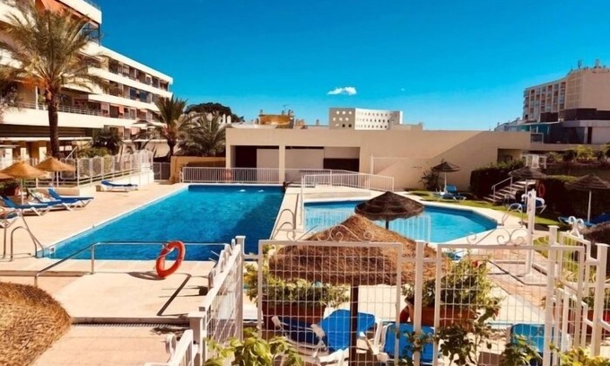 Torremolinos City Centre Apartment | Nogalera City-central · 2 bedrooms · 4 beds · 1.5 baths