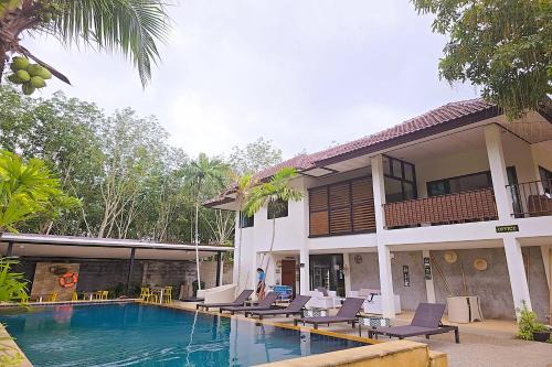 Nong Thale House | Nongthale Mountain View