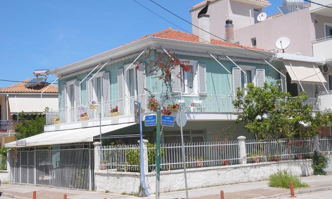 Lefkada Town Apartment | Nonna