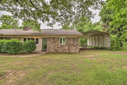 Norfork House | Norfork Getaway Walk in White River Access!