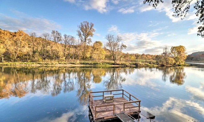 Mountain Home House | Norfork River Home With Dock-2 Miles to Lake