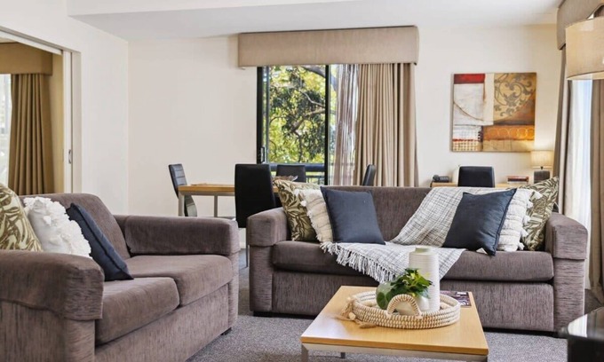 Northbridge Apartment | Northbridge Exclusive Guest Nest