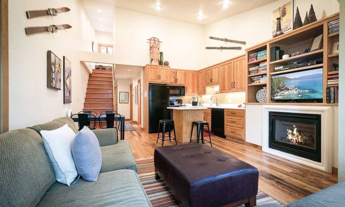 Truckee Condo | Northstar Ski-In/Ski-Out Renovated 2BR Hidden Gem at Truckee Lake Tahoe
