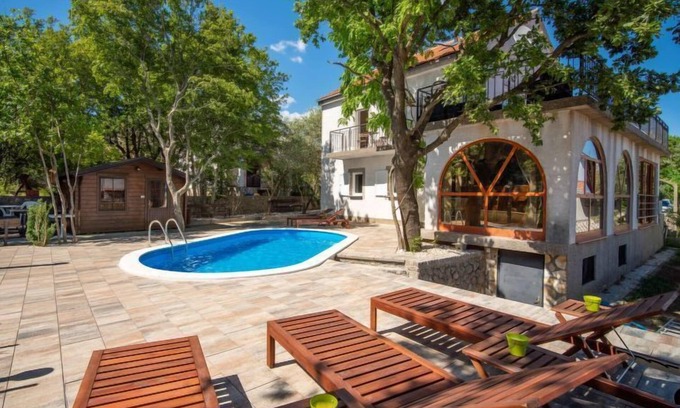 Kornic House | Noveanni by Interhome