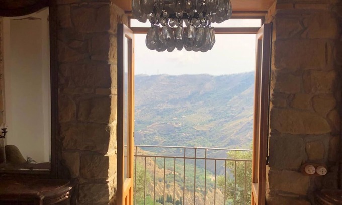 Reitano House | Nucidda: A Captivating Sicilian Countryside Retreat