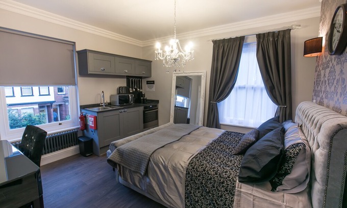 Wymondham Apartment | Number 10 The Abbey - The Poppy Line Apartment
