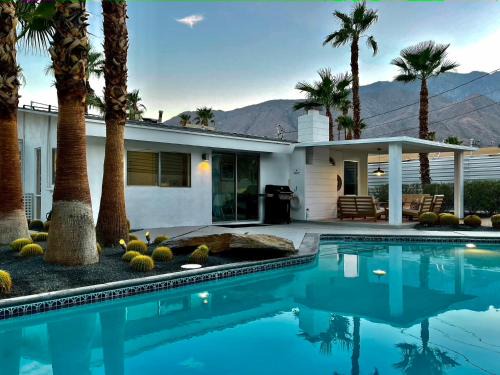 Racquet Club Estates House | Number 444